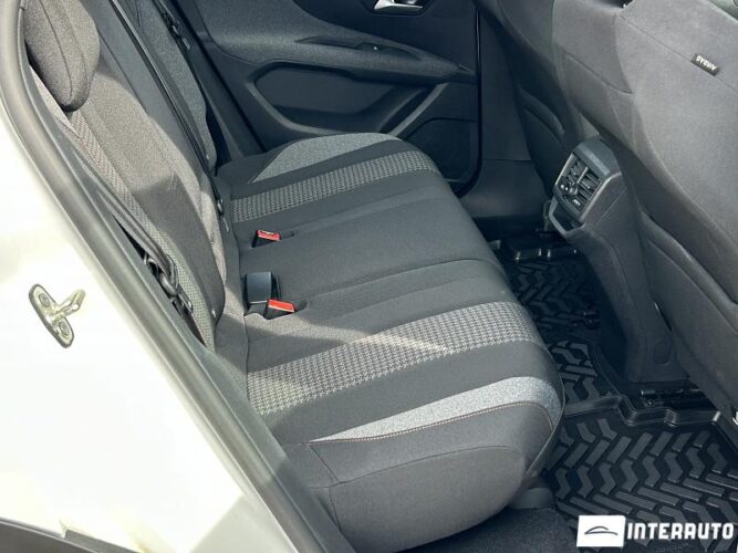 peugeot 3008 2021