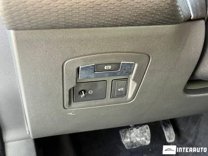 Land Rover Range Rover Velar 50 interauto-car