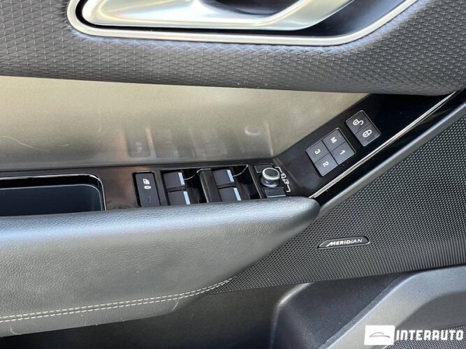 Land Rover Range Rover Velar 38 interauto-car