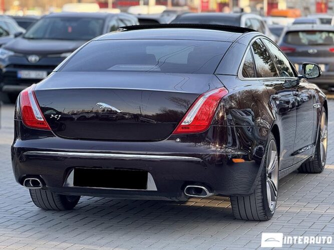 Jaguar XJ 40 interauto-car