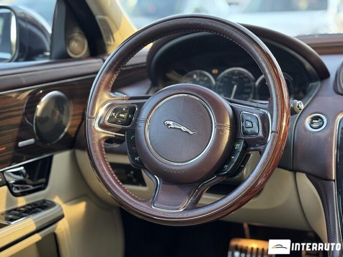 Jaguar XJ 47 interauto-car