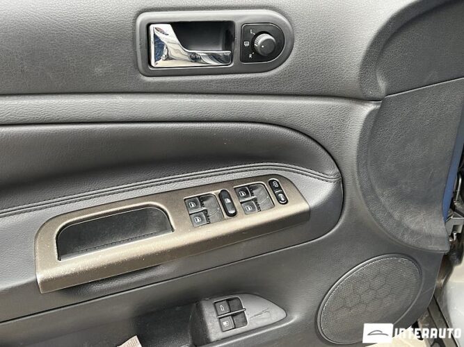 Volkswagen Passat 30 interauto-car