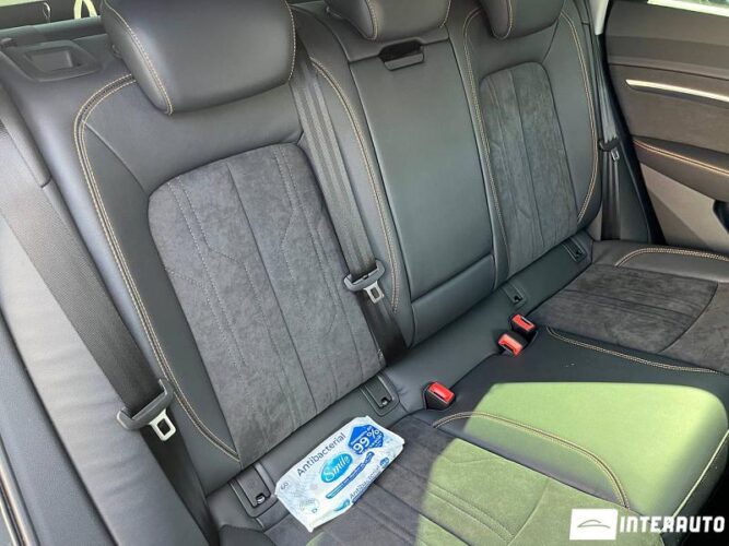 Audi E-tron 40 interauto-car