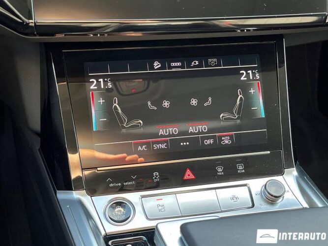 Audi E-tron 35 interauto-car