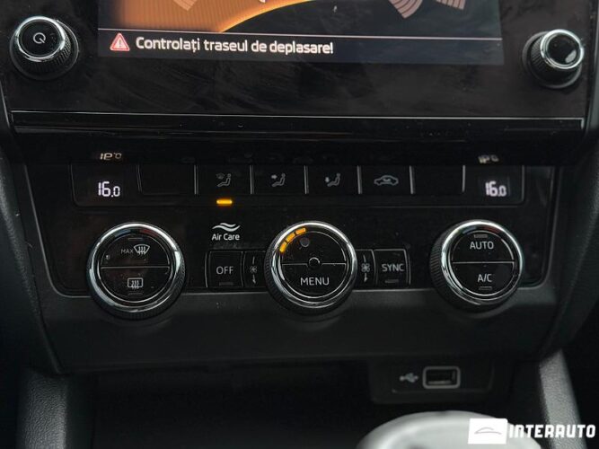 Skoda Octavia 40 interauto-car