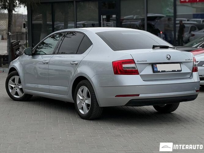 Skoda Octavia 32 interauto-car