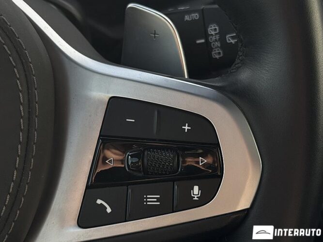 BMW X5 4.0i 47 interauto-car