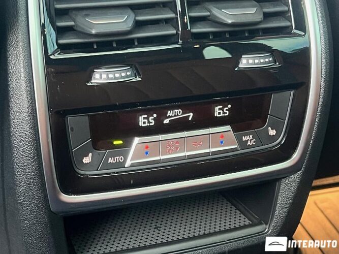 BMW X5 3.0D 61 interauto-car