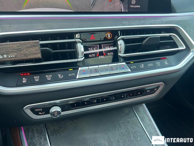 BMW X5 3.0D 50 interauto-car