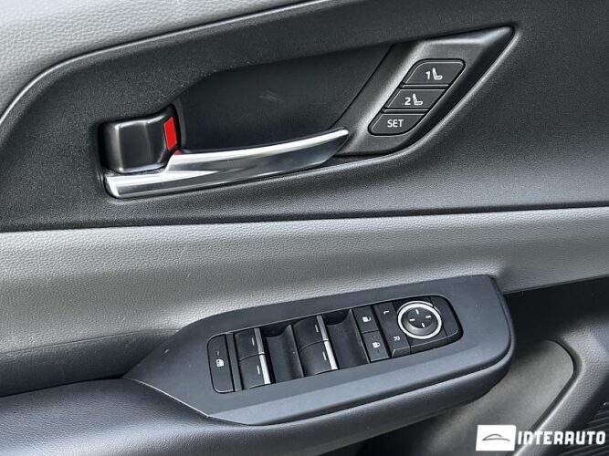 Toyota Prius 60 interauto-car