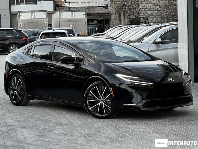 Toyota Prius 41 interauto-car