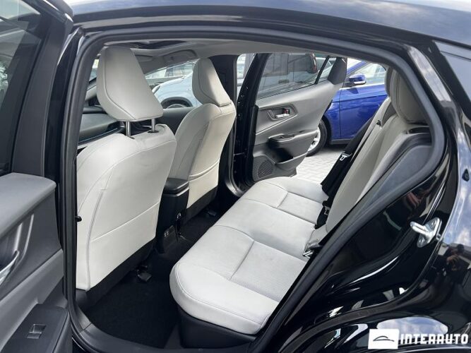 Toyota Prius 43 interauto-car