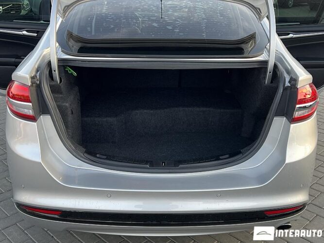 Ford Fusion 55 interauto-car