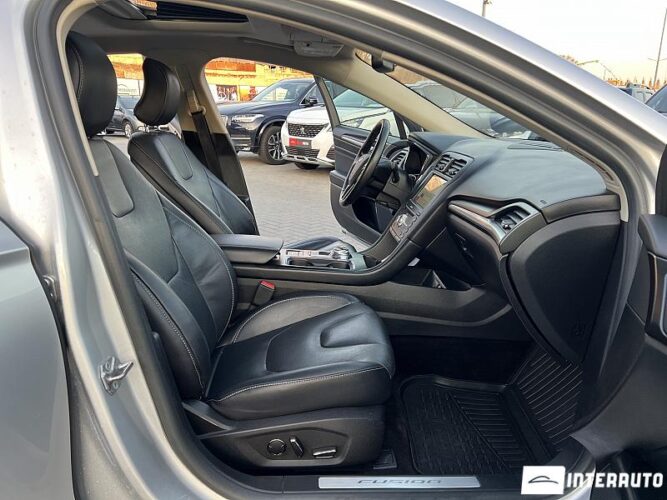 Ford Fusion 48 interauto-car