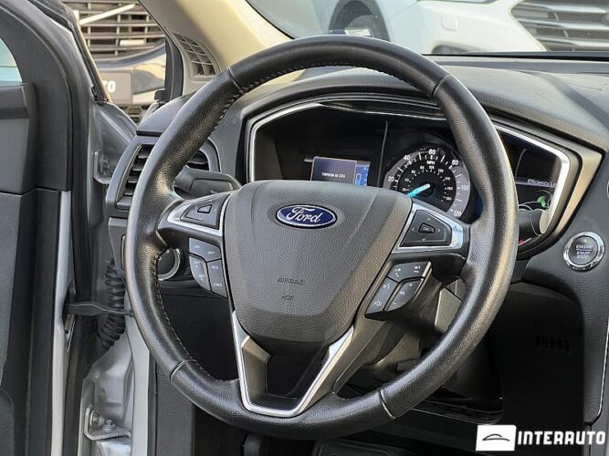 Ford Fusion 40 interauto-car