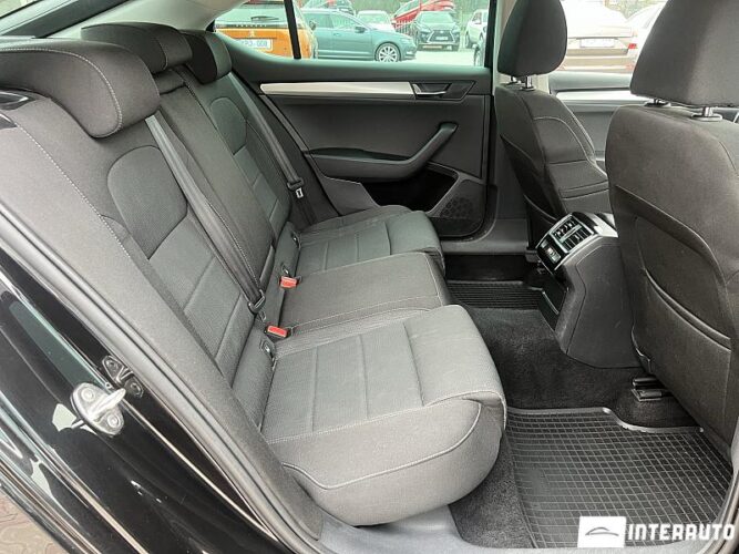 Skoda Superb 47 interauto-car