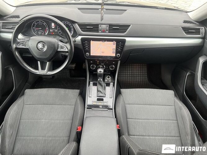 Skoda Superb 37 interauto-car