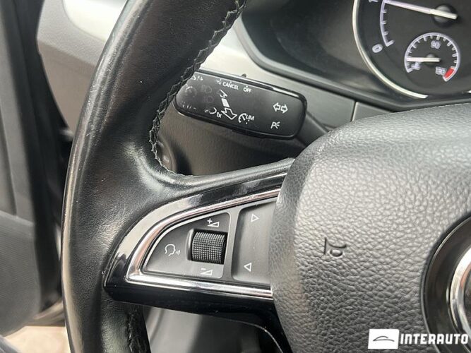 Skoda Superb 40 interauto-car