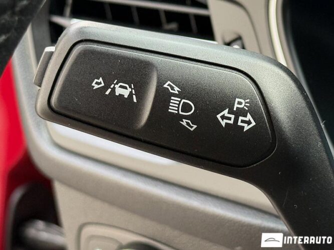 Ford Focus 46 interauto-car