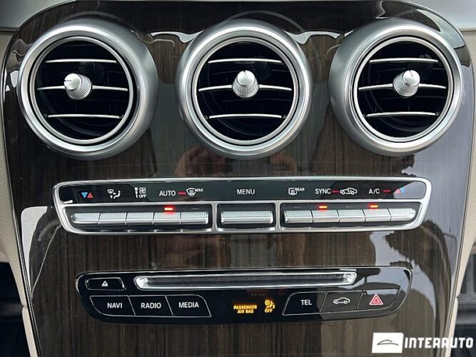 Mercedes GLC 300 46 interauto-car