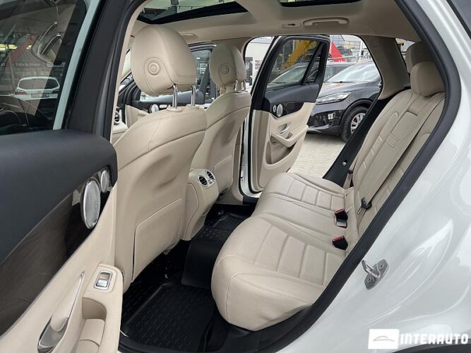 Mercedes GLC 300 48 interauto-car