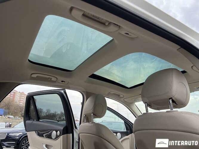 Mercedes GLC 300 49 interauto-car