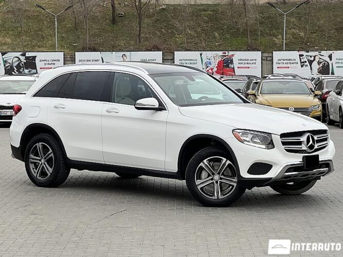 Mercedes GLC 300 37 interauto-car