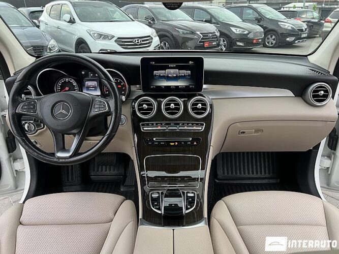 Mercedes GLC 300 42 interauto-car