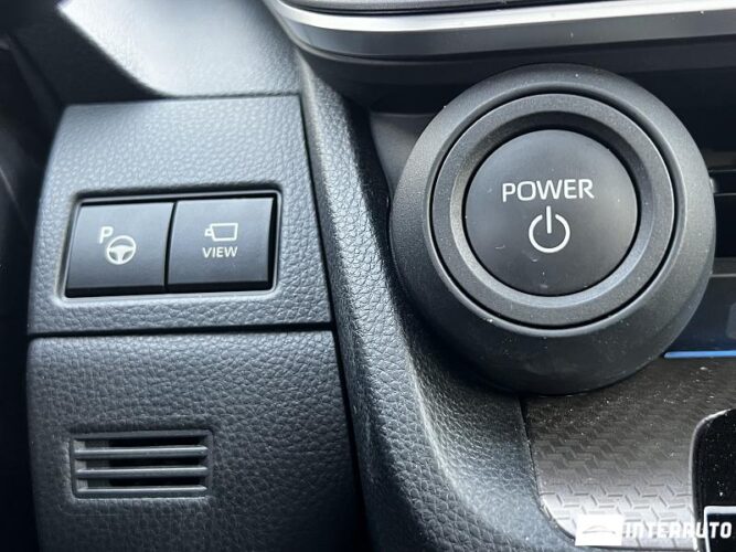 Toyota Prius 58 interauto-car