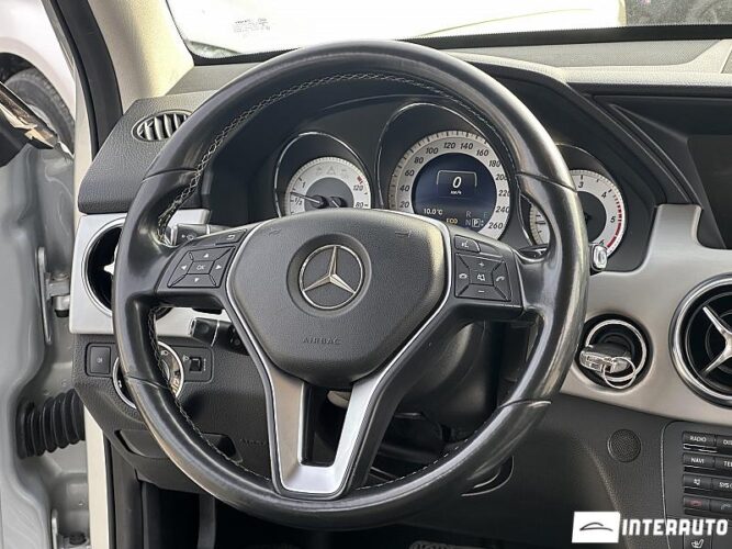 Mercedes GLK 220 39 interauto-car