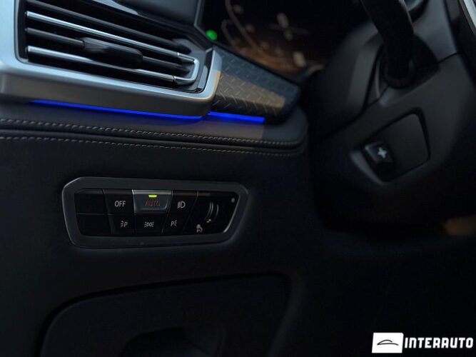 BMW X6 4.0i 62 interauto-car