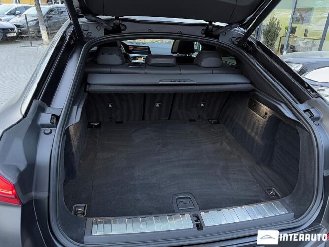 BMW X6 4.0i 82 interauto-car