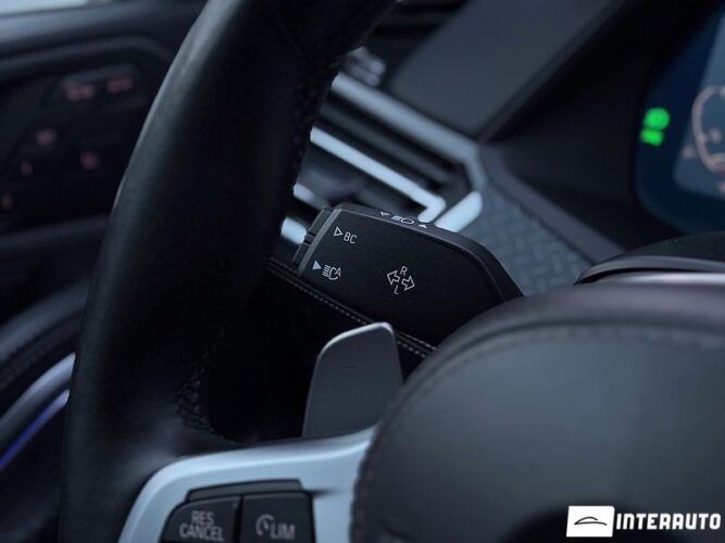 BMW X6 4.0i 63 interauto-car