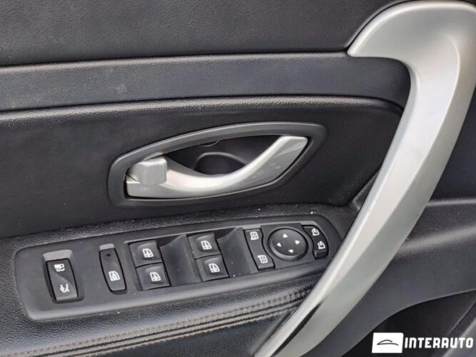 Renault Laguna 42 interauto-car