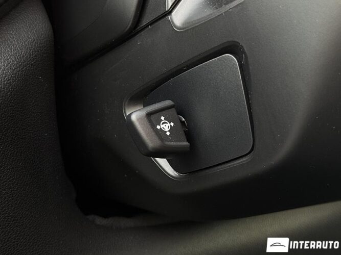 BMW X5 4.0i 62 interauto-car