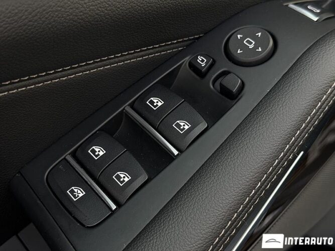 BMW X5 4.0i 58 interauto-car