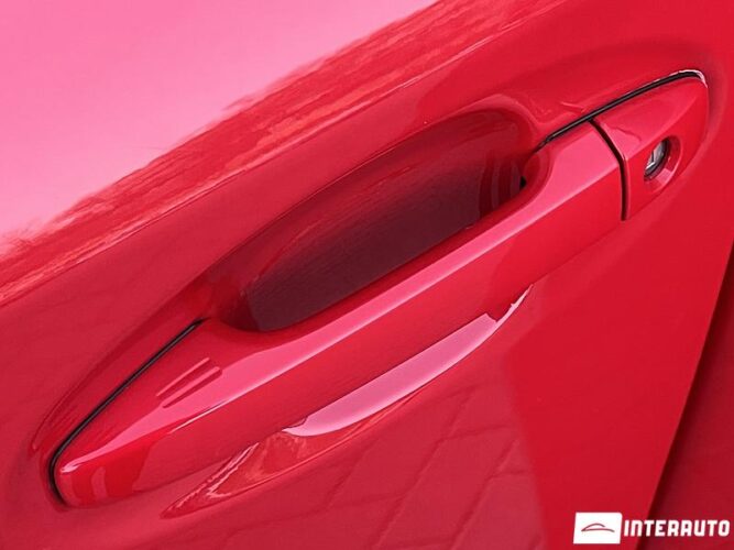 Toyota Prius Plus / V 49 interauto-car