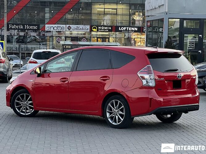 Toyota Prius Plus / V 36 interauto-car