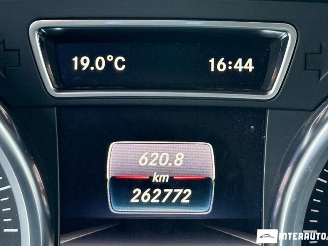 Mercedes GLE 350d 41 interauto-car