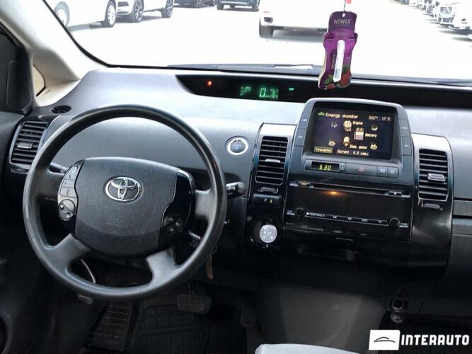 Toyota Prius 34 interauto-car