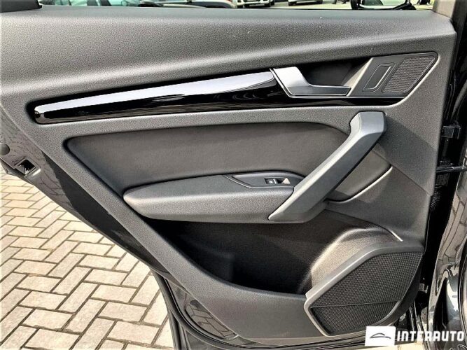 Audi Q5 56 interauto-car