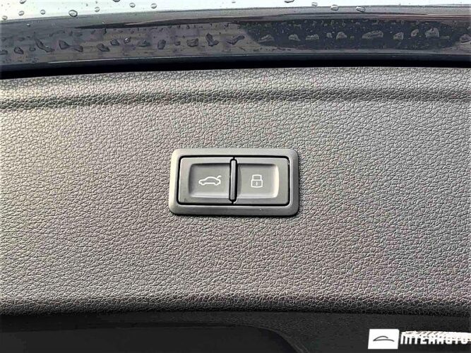 Audi Q5 59 interauto-car