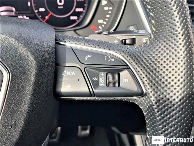 Audi Q5 44 interauto-car