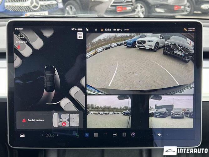 Tesla Model 3 41 interauto-car