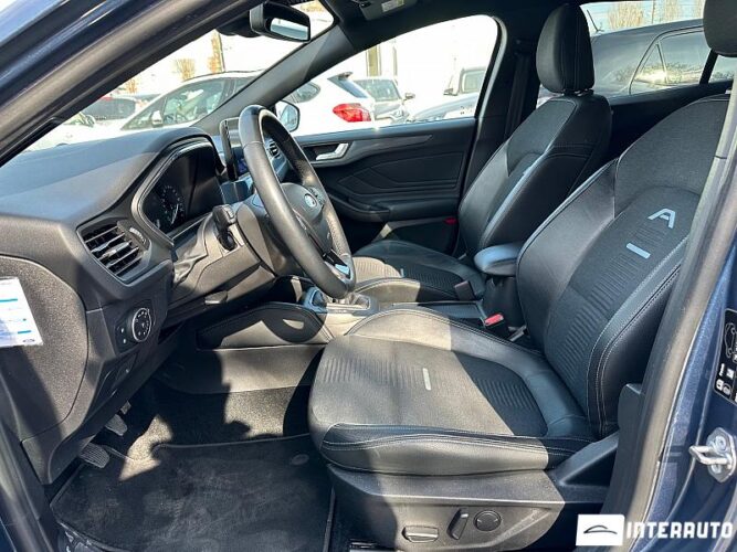 Ford Focus 35 interauto-car