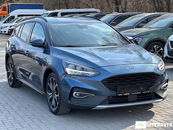 Ford Focus 32 interauto-car