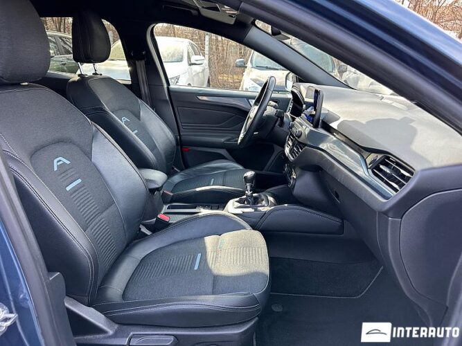 Ford Focus 46 interauto-car