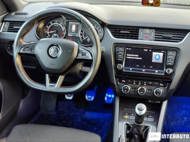 Skoda Octavia RS 38 interauto-car