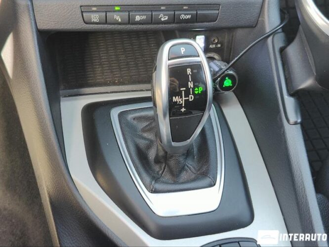 BMW X1 2.0D 42 interauto-car