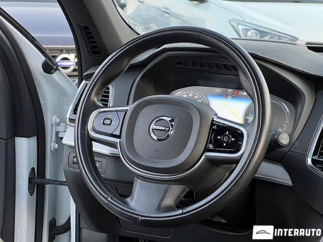 Volvo XC 90 48 interauto-car